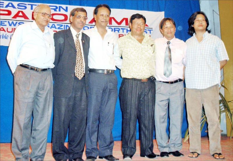 (From Left) Ansari, Chief Marketing Manager, Eastern Panorama, Dr. Jhunjhunwala Editor Eastern Panorama, Geoffrey Yaden Editor of Nagaland Post, I Kheto Minister Forests & IPR, Noel Manuel Bureau Chief Nagaland Eastern Panorama and Akum Longchari, Publisher and Managing Director of The Morung Express, at the launch of the Eastern Panorama Nagaland Bureau at Holy Cross School Dimapur on Friday. (MExPix)